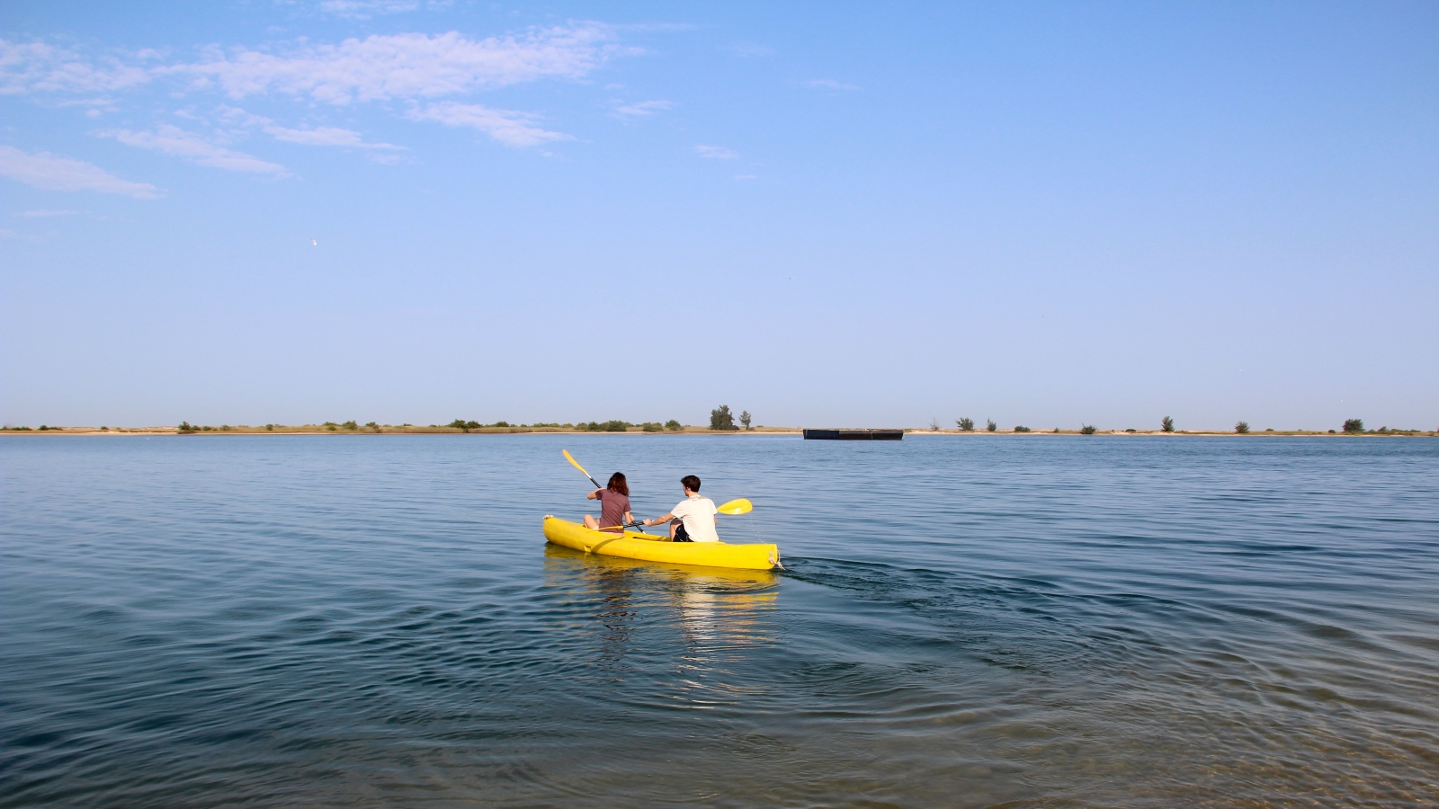 kayak op open water